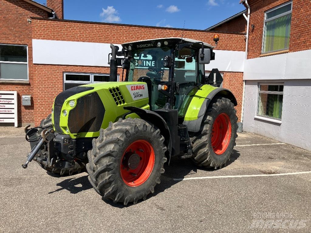 CLAAS Arion 640 CIS+ Traktori