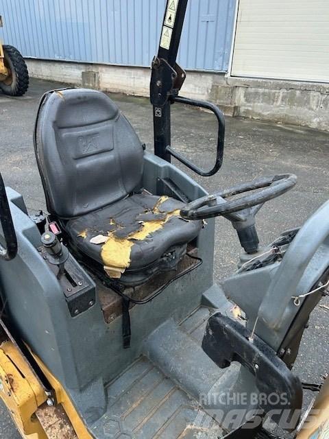 CAT CB 14 B Valjci sa duplim bubnjem
