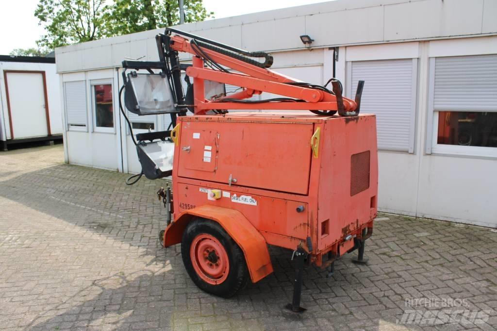 JLG 6308 AN Rasvetni stubovi