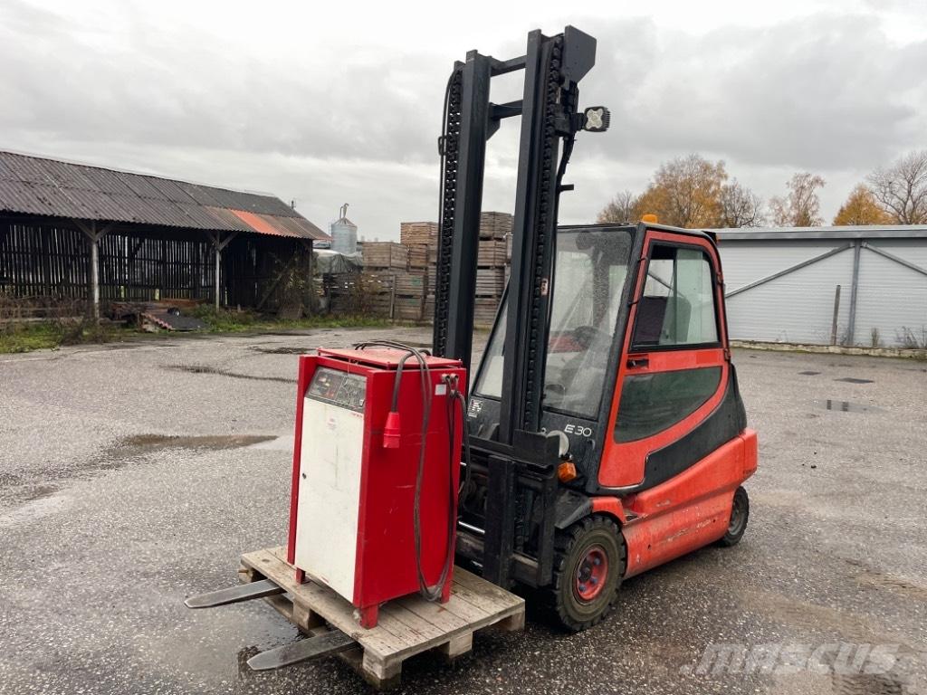 Linde E 30-01 Električni viljuškari