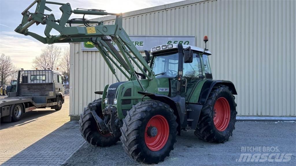 Fendt 716 Traktori