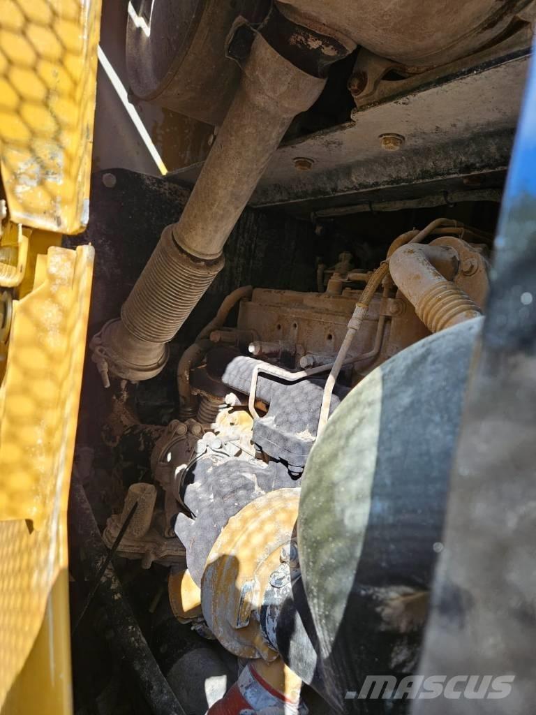 CAT 930 M Utovarivači na točkove