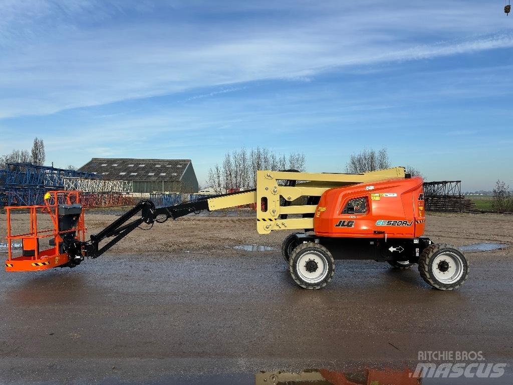 JLG EC 520 AJ Zglobne podizne platforme