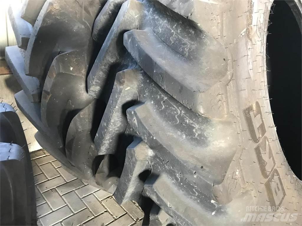 BKT 650/85R42 IF Gume, točkovi i felne
