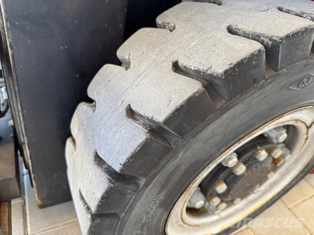 Manitou MI 25 Dizelski viljuškari