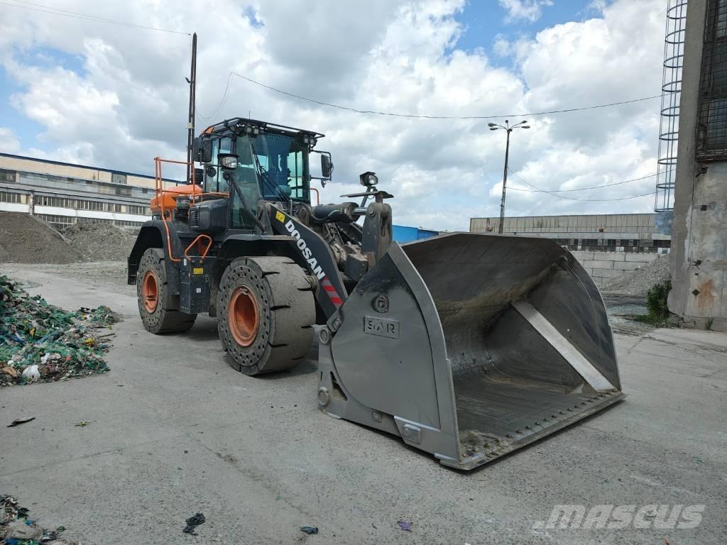 Doosan DL 320-7 Utovarivači na točkove