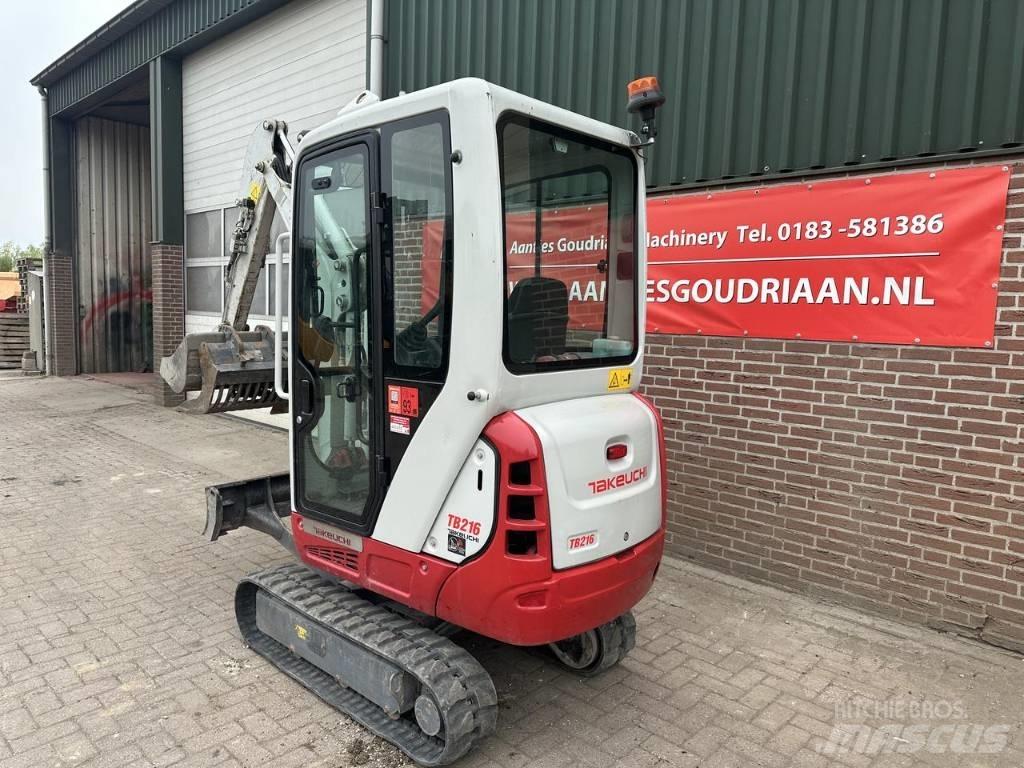 Takeuchi TB216 Mini bageri < 7t