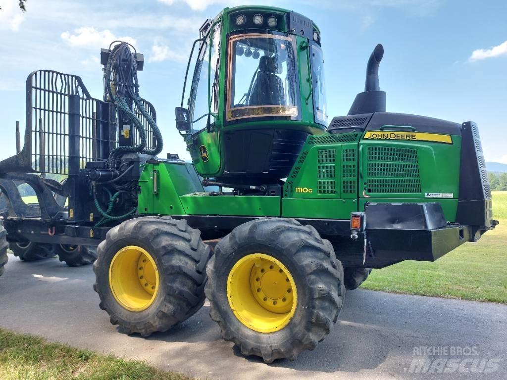 John Deere 1110G Forvarderi