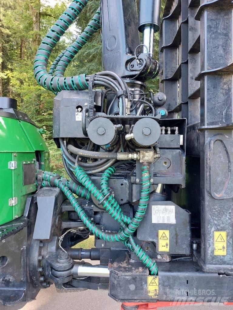 John Deere 1110G Forvarderi
