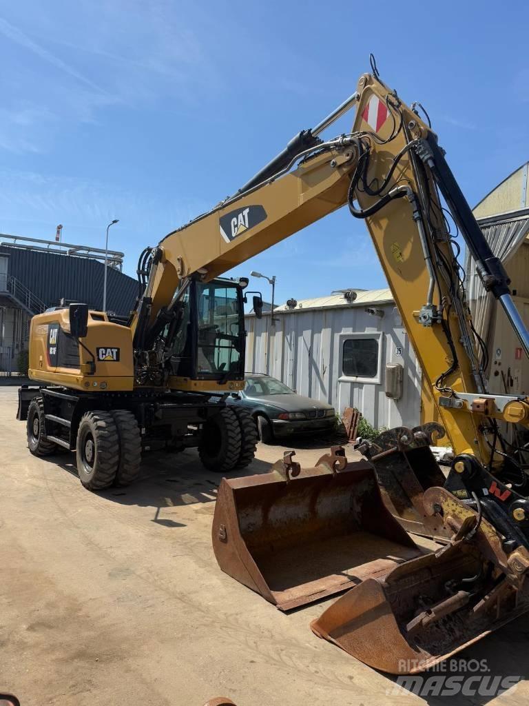 CAT M 318 F Bageri točkaši