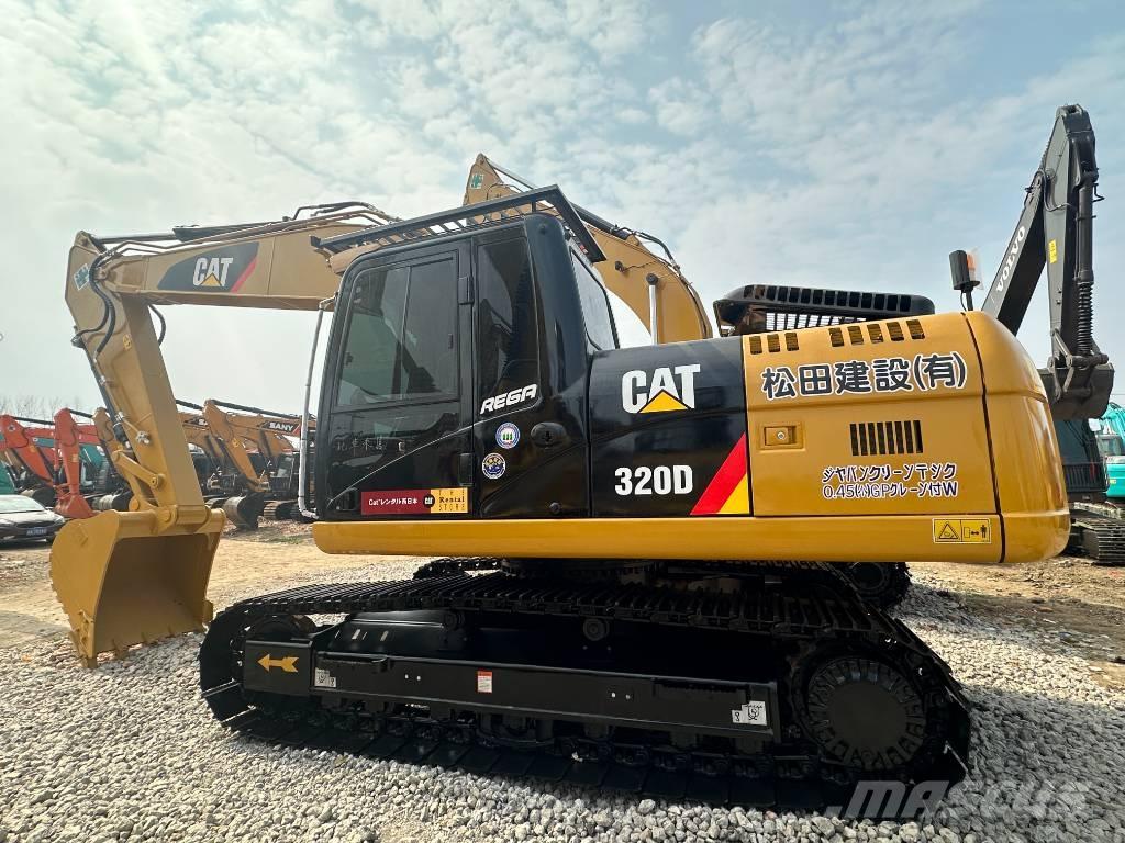 CAT 320D2L Bageri guseničari