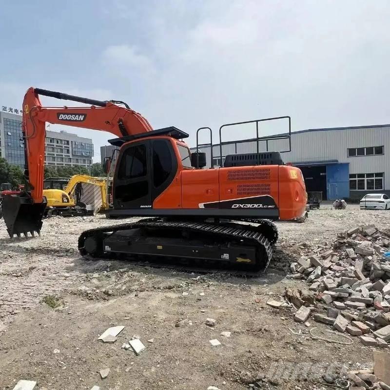 Doosan DX300 Bageri guseničari
