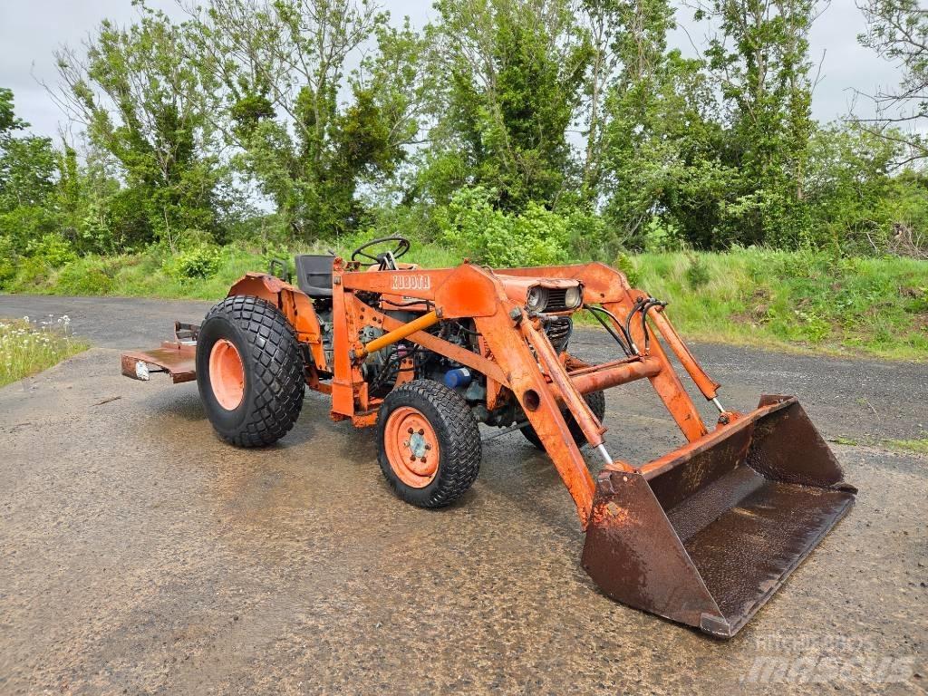 Kubota L 235 Manji traktori