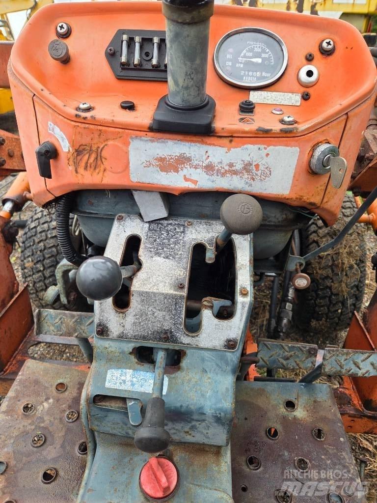 Kubota L 235 Manji traktori