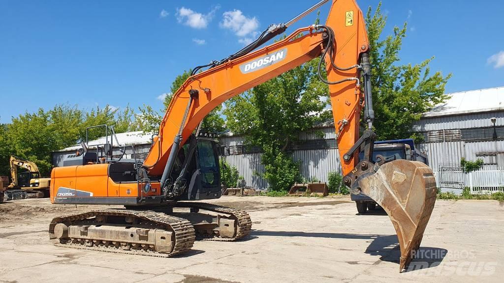 Doosan DX 255 LC-5 Bageri guseničari