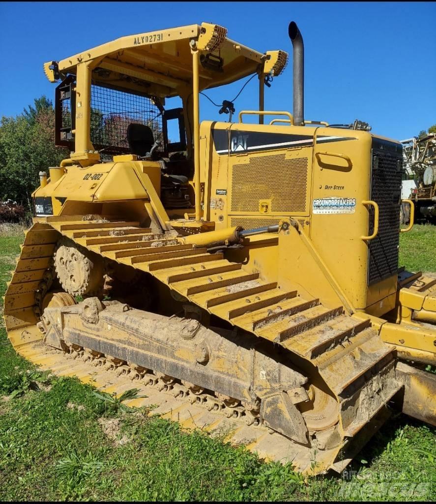 CAT D 6 N Buldožeri guseničari
