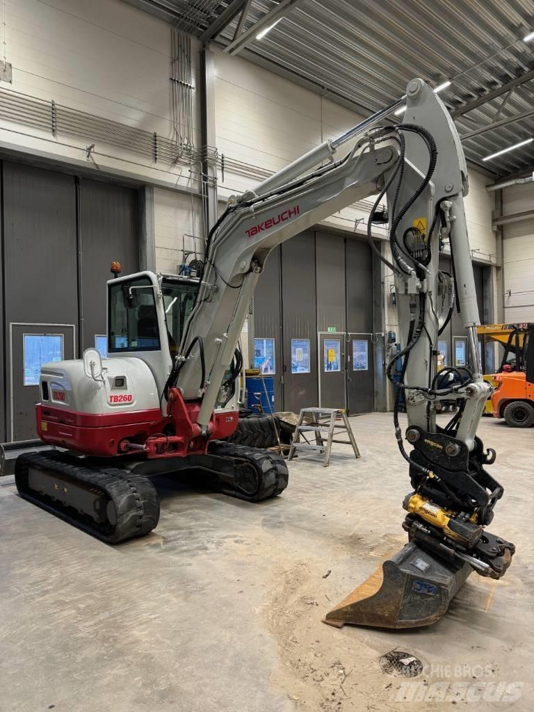 Takeuchi TB 260 Mini bageri < 7t