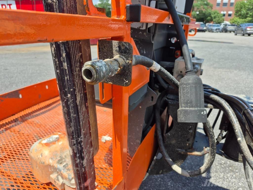 JLG 600 S Teleskopske podizne platforme