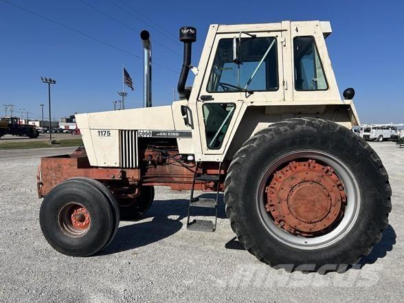 J I Case 1175 Traktori