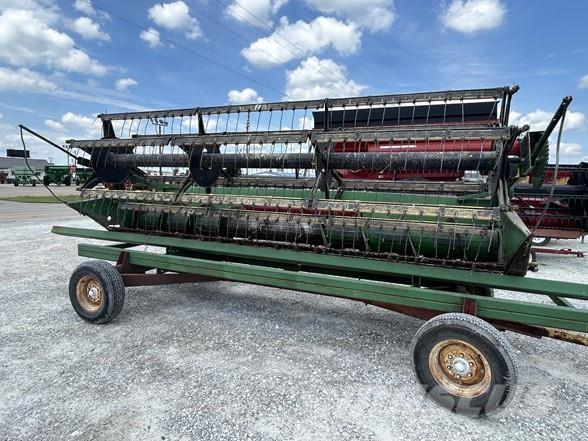John Deere 220 Glave hederi za kombajne