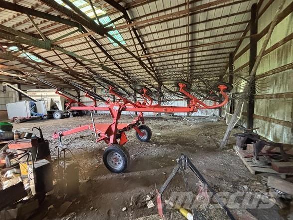 Kuhn SR112GII Okretači i sakupljači sena