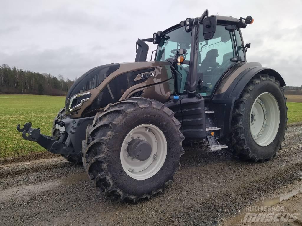 Valtra T 255 Versu Traktori