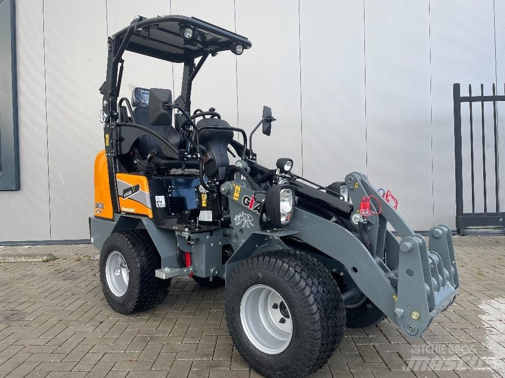 GiANT G1500 X-tra Višenamenski utovarivači