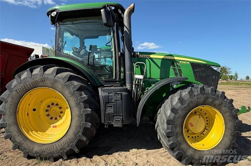John Deere 7230R Traktori