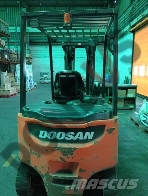 Doosan B 30 X-7 Električni viljuškari
