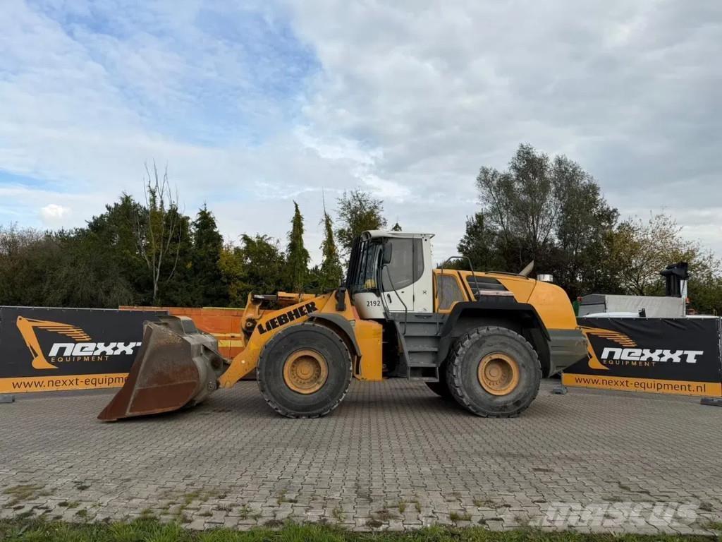 Liebherr L576 Utovarivači na točkove