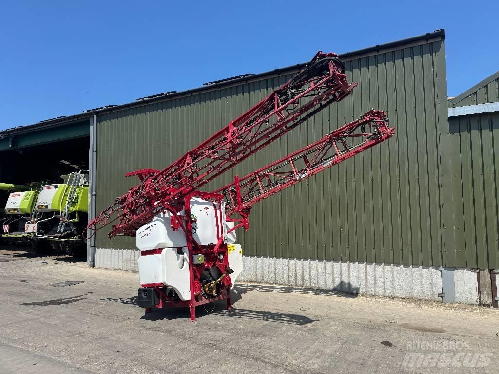 FarmGEM FSE 1600 Montirane prskalice