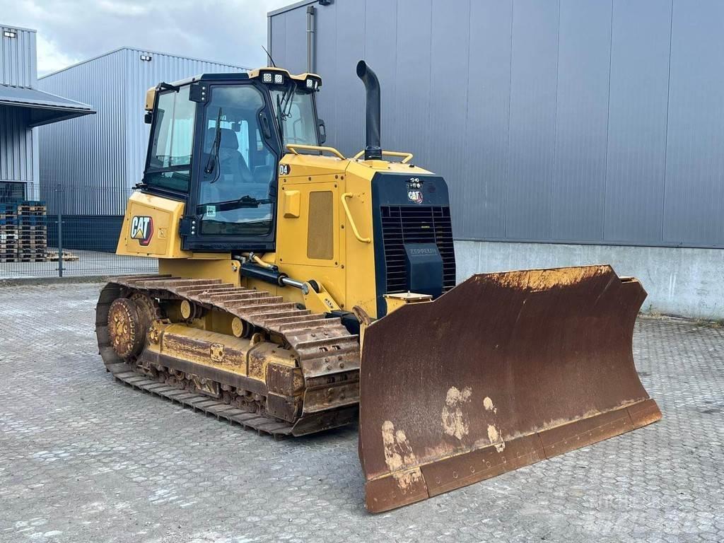 CAT D4-15VP Buldožeri guseničari