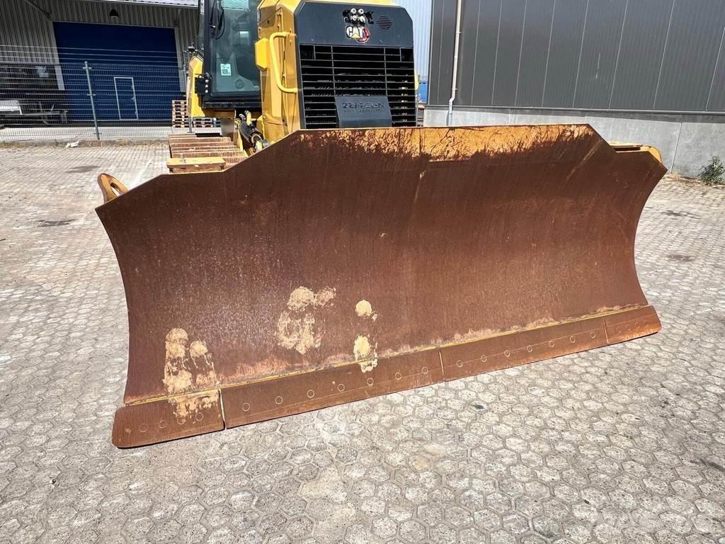 CAT D4-15VP Buldožeri guseničari