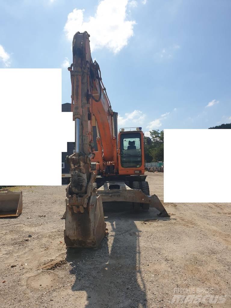 Doosan DX210WA Bageri točkaši