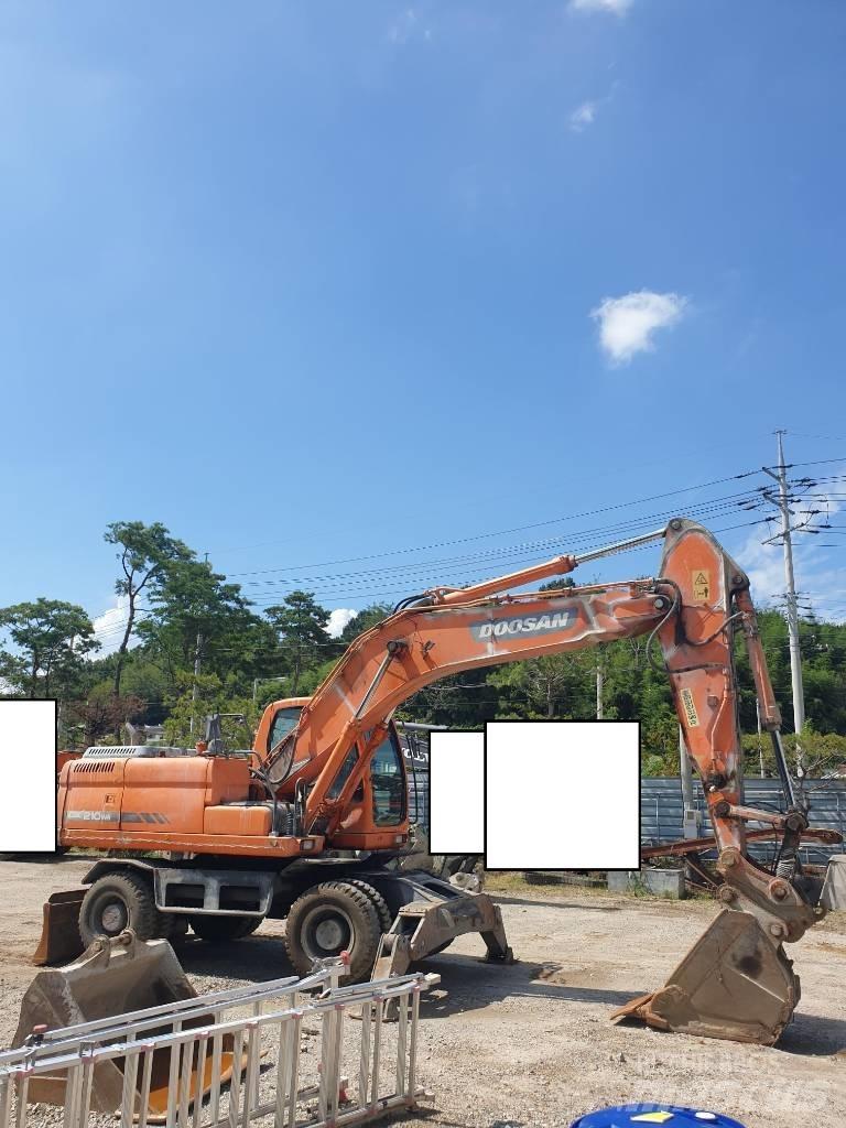Doosan DX210WA Bageri točkaši