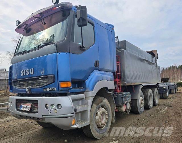 Sisu E12M 8X4 Kiperi kamioni