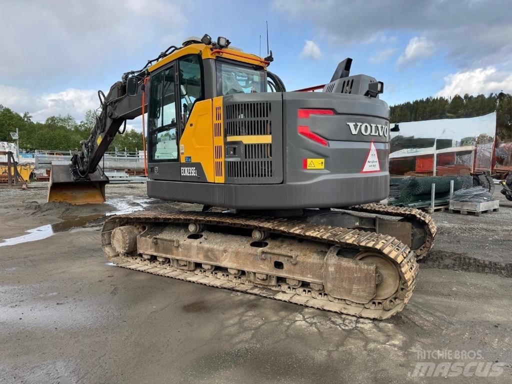 Volvo ECR 235 E Bageri guseničari