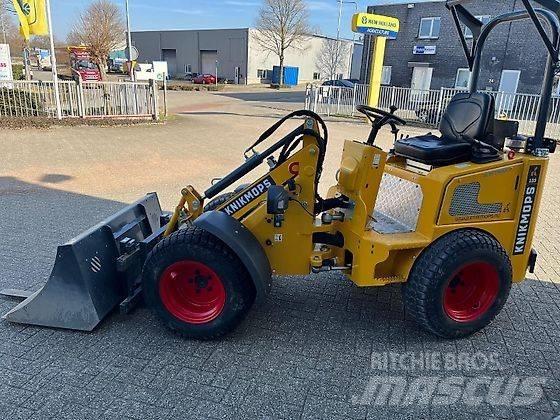 Knikmops KM 130 Mini utovarivači
