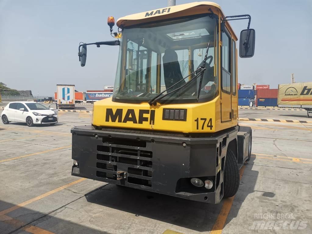 Mafi R332 Terminalni tegljači