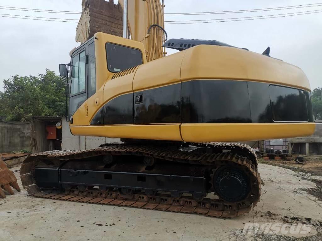 CAT 325C Bageri guseničari