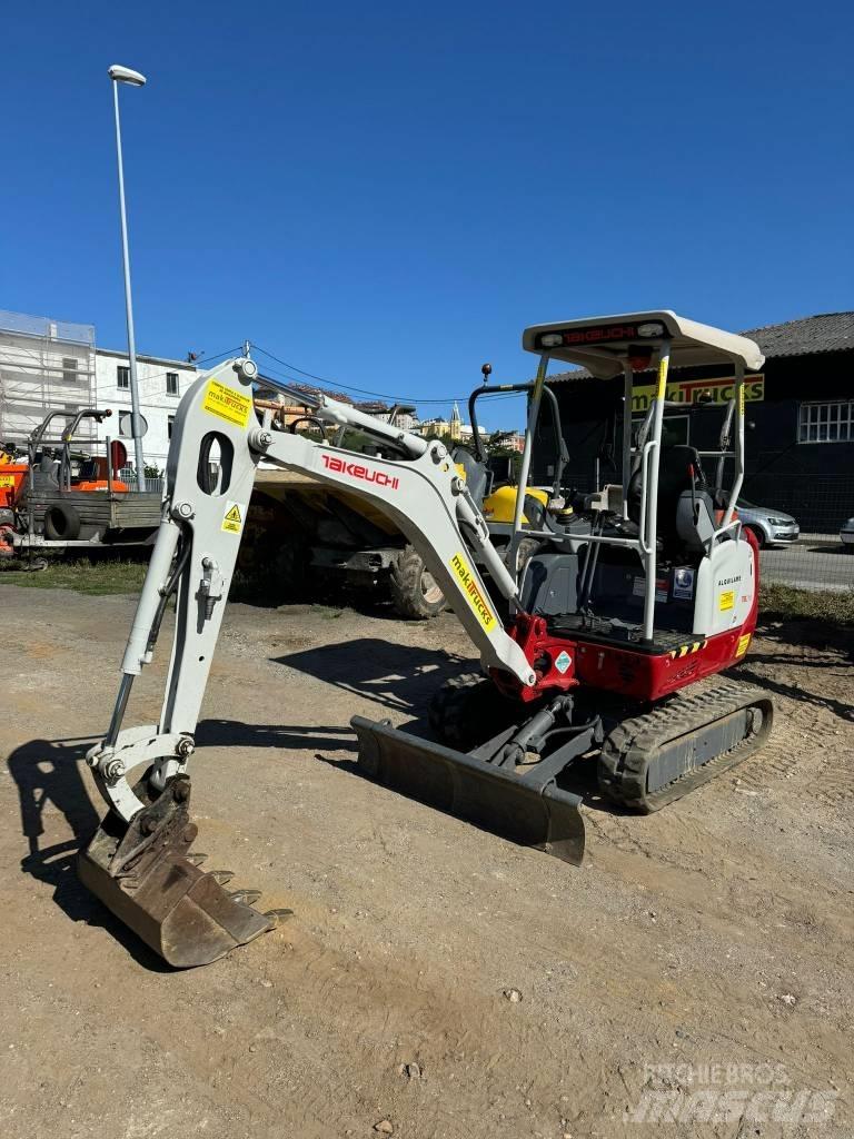 Takeuchi TB216 Mini bageri < 7t