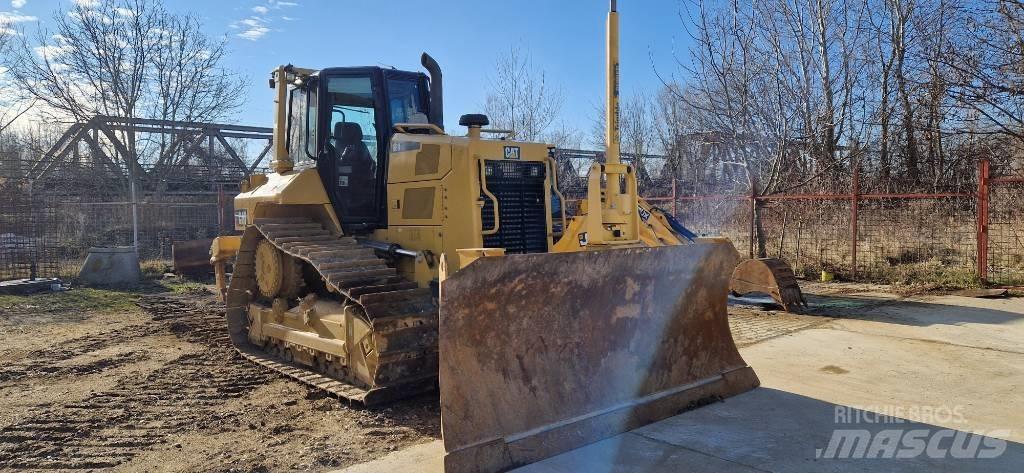 CAT D 6 N XL Buldožeri guseničari