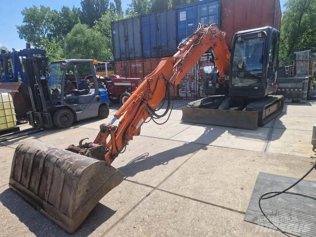 Hitachi ZX85US-5A Midi bageri 7t – 12t