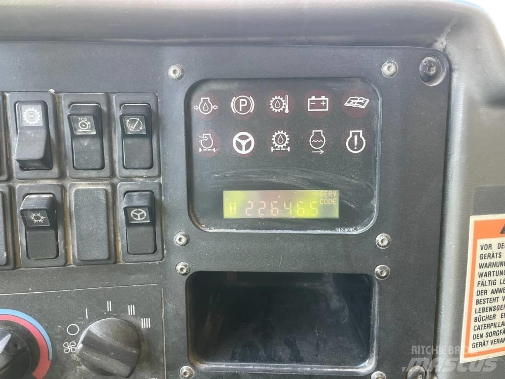 CAT 771D Kruti damperi
