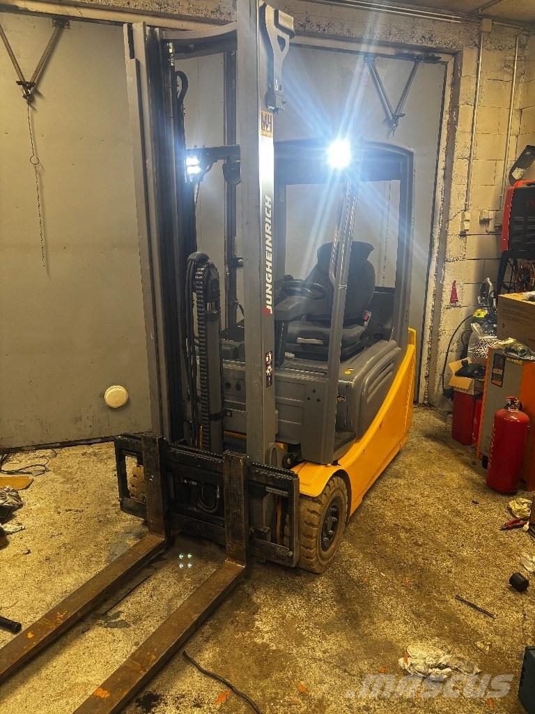 Jungheinrich EFG 216 Električni viljuškari