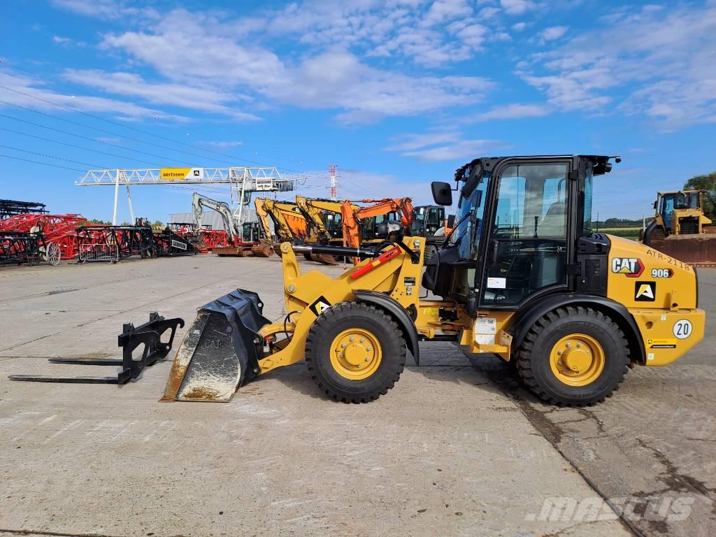 CAT 906 (Bucket+Forks) Utovarivači na točkove