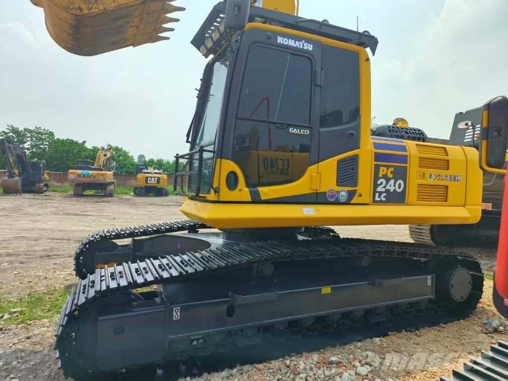 Komatsu PC 240-8 Bageri guseničari