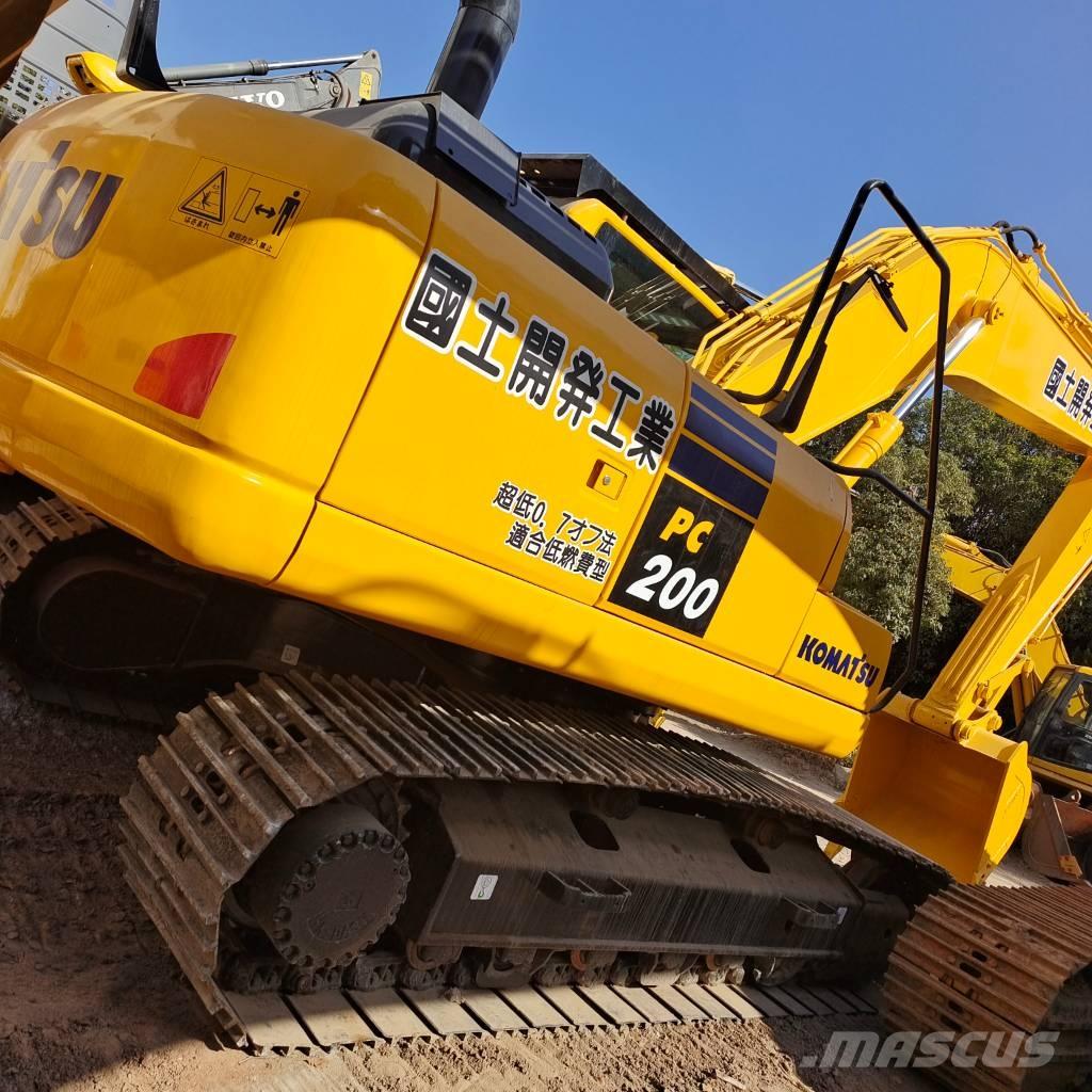 Komatsu PC 200-8 Bageri guseničari