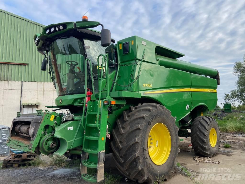 John Deere S770 Kombajni