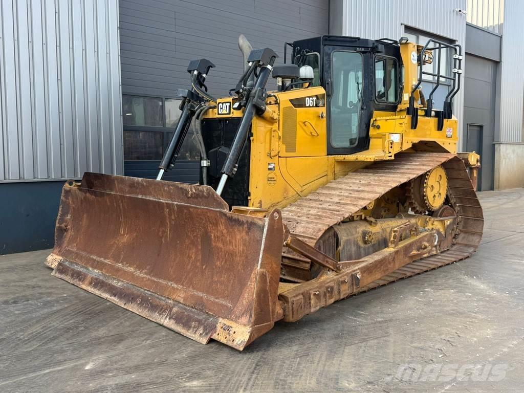 CAT D6T LGP Buldožeri guseničari